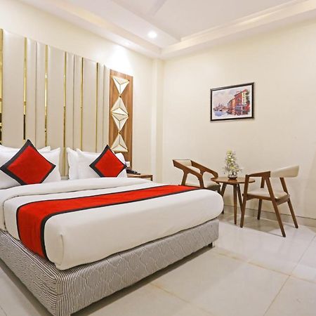 Frank Stay-Newly Built Worth -2Mins Walk From Rk Ashram Metro Satation New Delhi Eksteriør billede