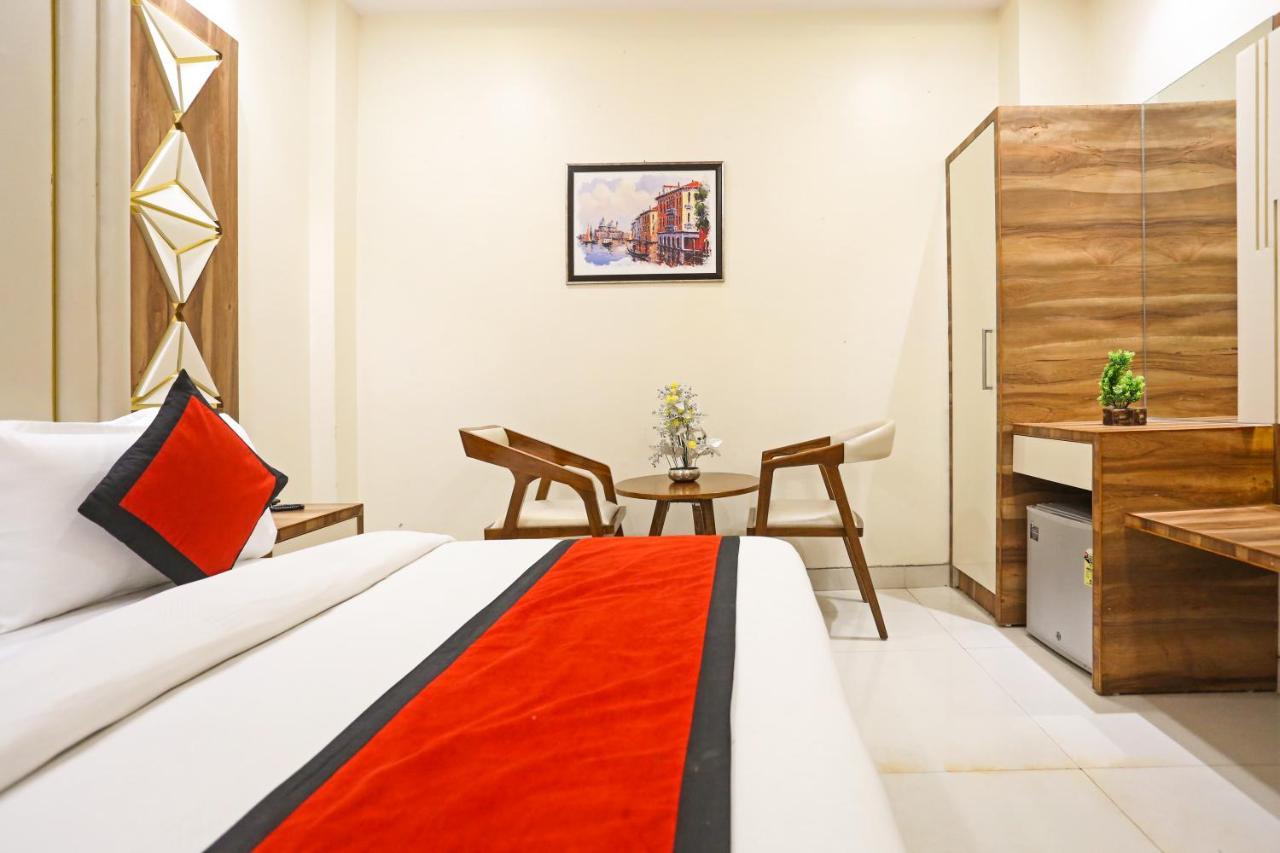 Frank Stay-Newly Built Worth -2Mins Walk From Rk Ashram Metro Satation New Delhi Eksteriør billede