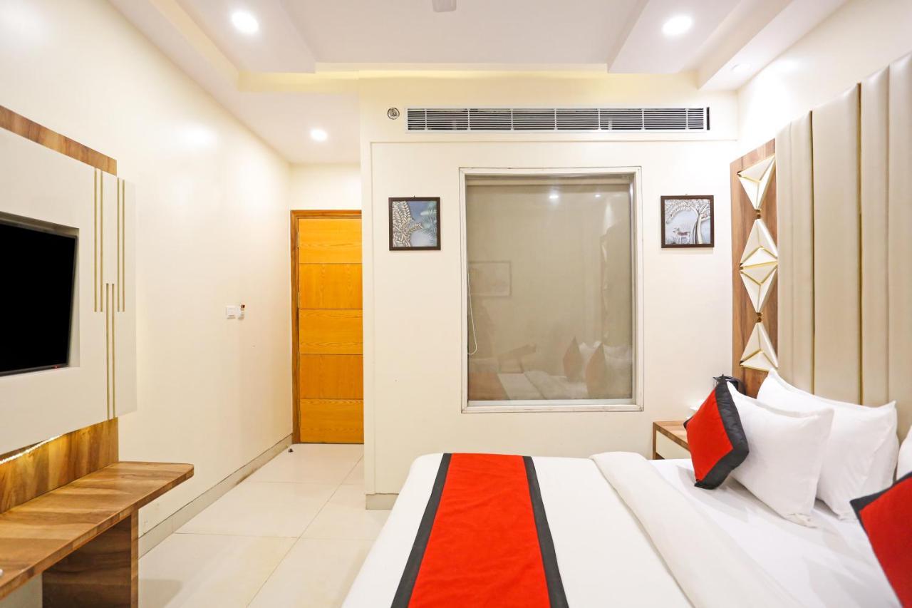 Frank Stay-Newly Built Worth -2Mins Walk From Rk Ashram Metro Satation New Delhi Eksteriør billede