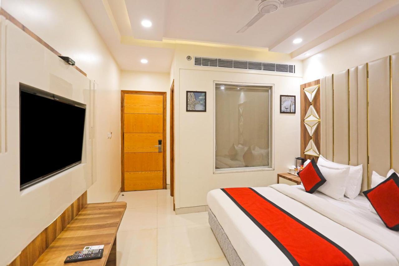 Frank Stay-Newly Built Worth -2Mins Walk From Rk Ashram Metro Satation New Delhi Eksteriør billede