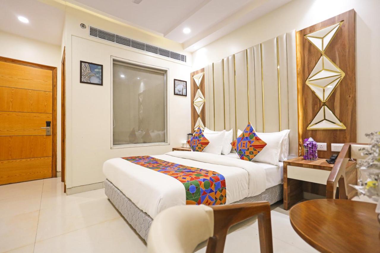 Frank Stay-Newly Built Worth -2Mins Walk From Rk Ashram Metro Satation New Delhi Eksteriør billede